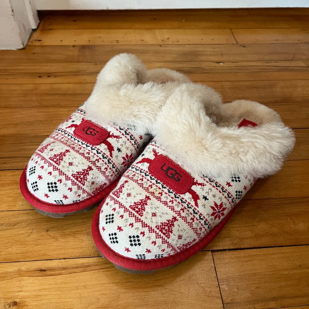 UGG Holiday Sweater Slipper Red Ribbon Size 7 Women's Christmas Scandi